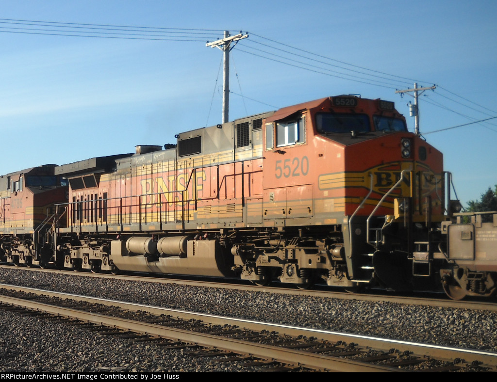 BNSF 5520